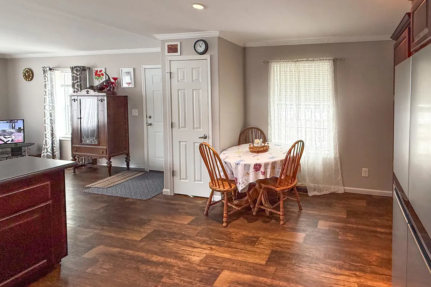 Additional image 10 of 13 Sutton Drive