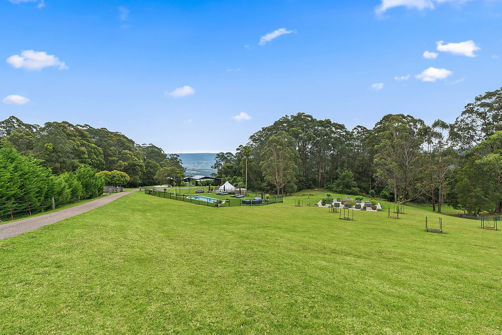 151 Tourist Road, Beaumont NSW 2577