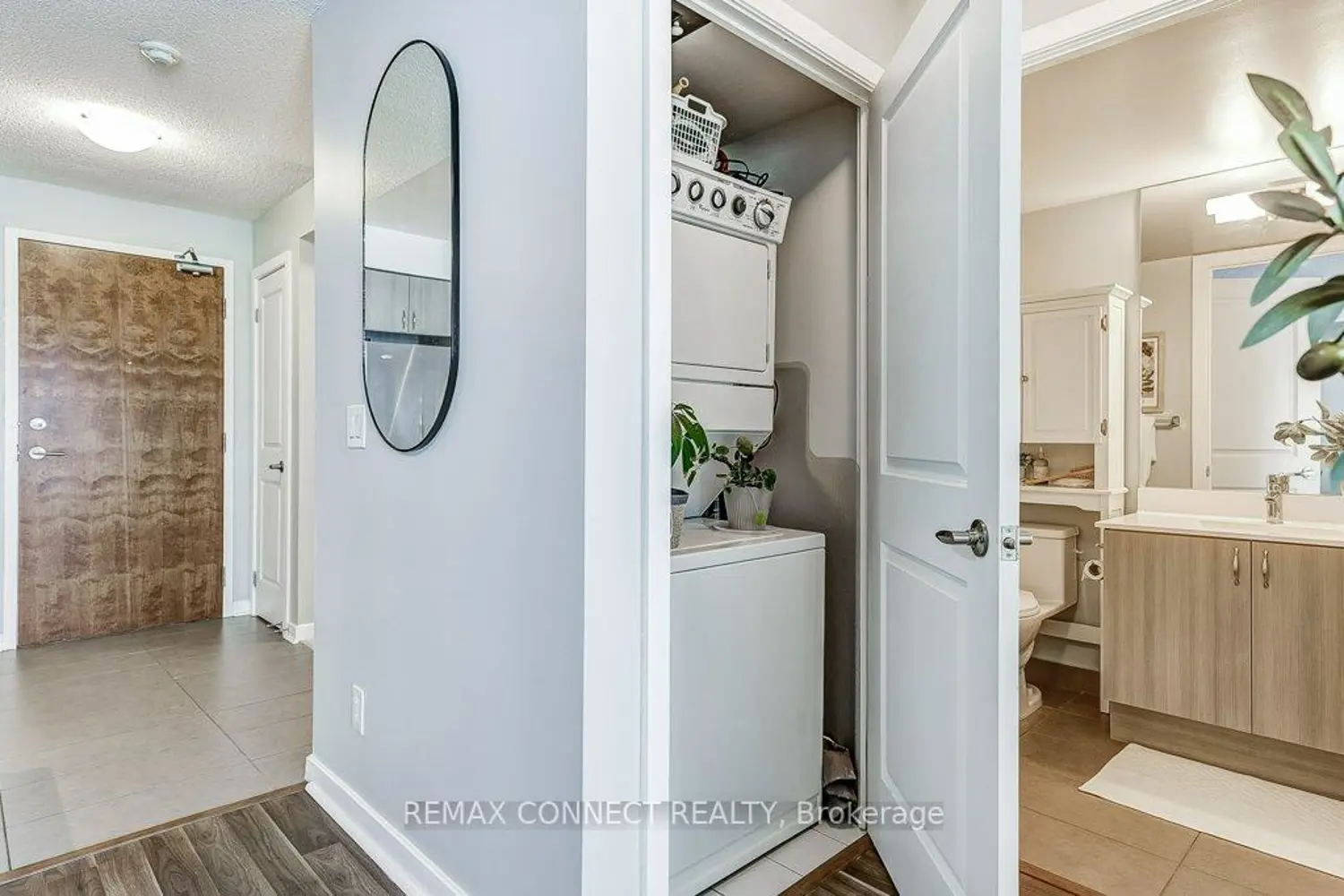 Additional image 9 of 1235 Bayly Street 905