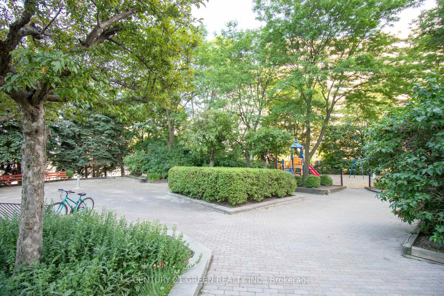 Additional image 3 of 5 Lisa Street 706