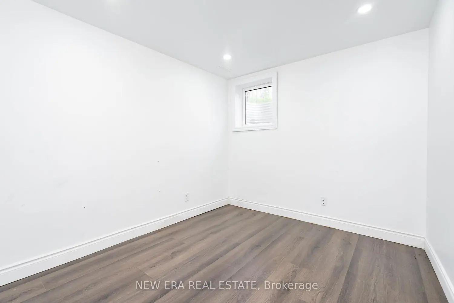 Additional image 16 of 34 Lampman Lane