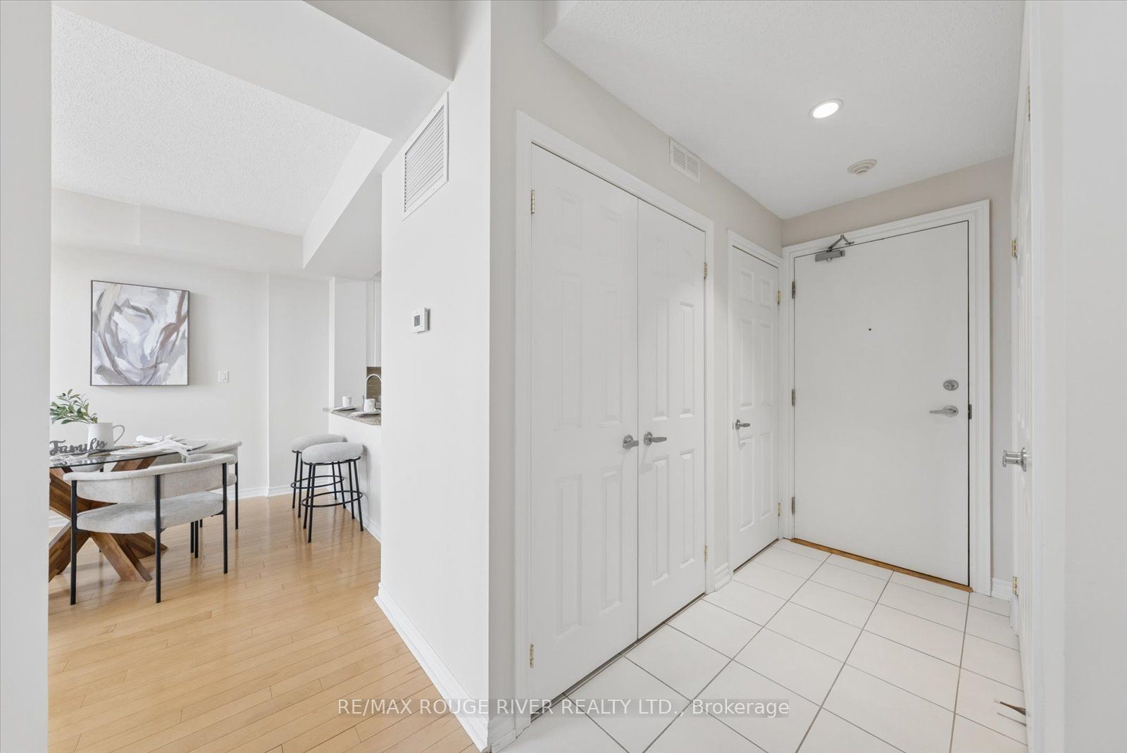 Additional image 4 of 306-395 Lakebreeze Drive, Clarington, ON, L1B 0A5