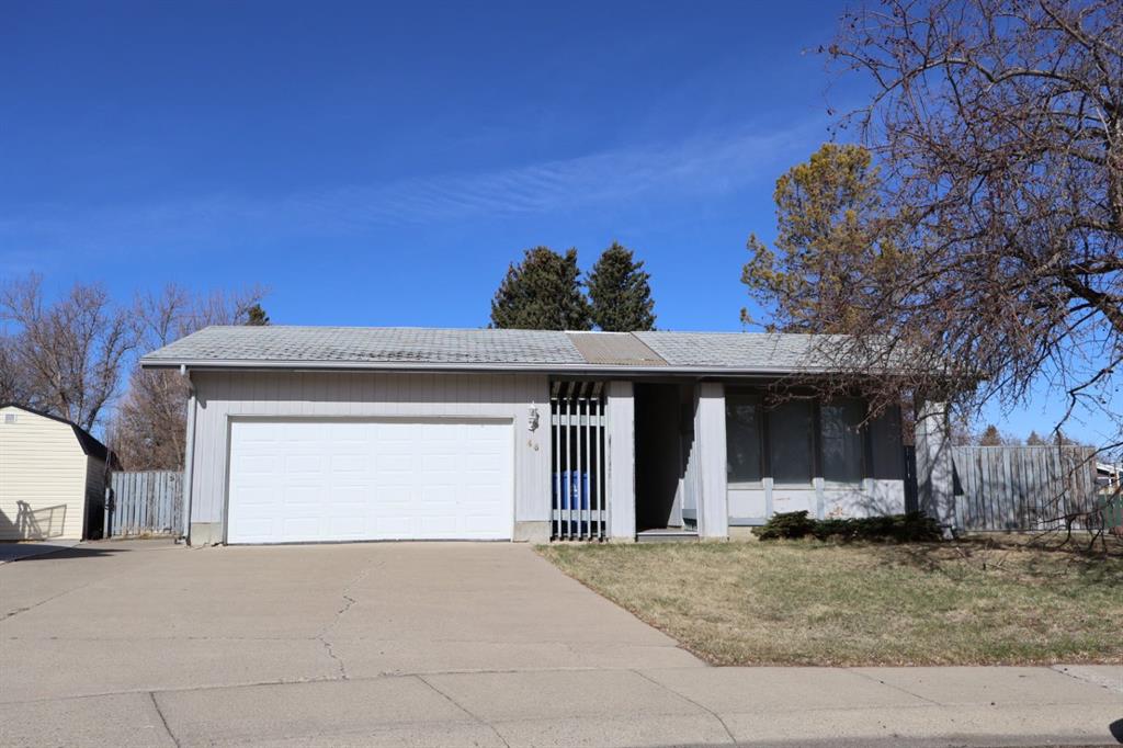 Additional image 2 of 46 Greenview Close N, Lethbridge, AB, T1H4K8