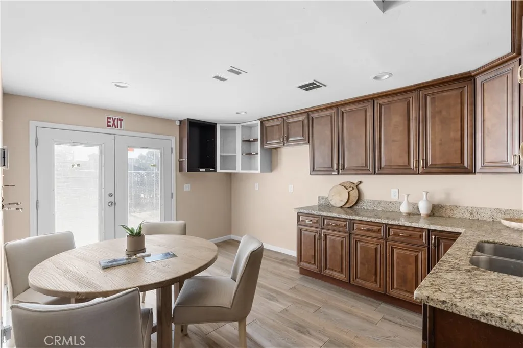 Additional image 15 of 202 W Betteravia Road, Santa Maria, CA 93455