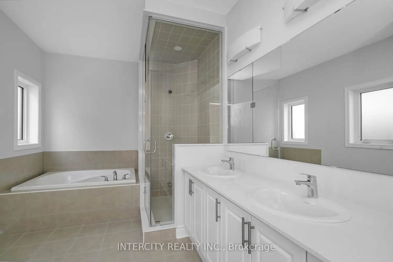 Additional image 17 of 68 Claremont Drive