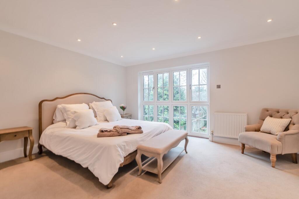 Additional image 19 of London Road, St. Albans, Hertfordshire