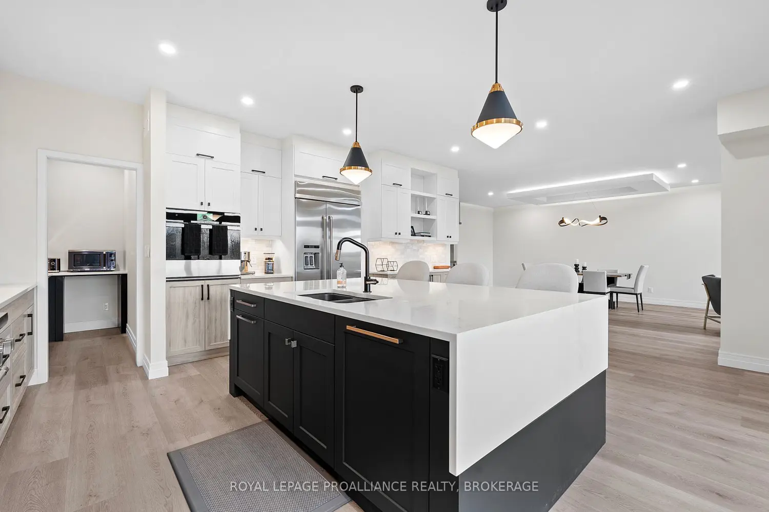 Additional image 6 of 832 Windermere Drive