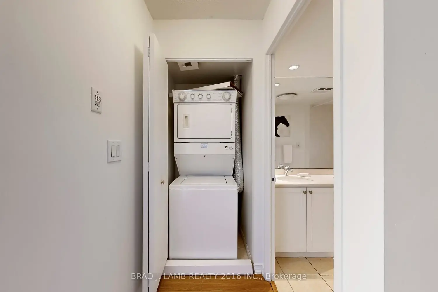 Additional image 13 of 245 Davisville Avenue 302