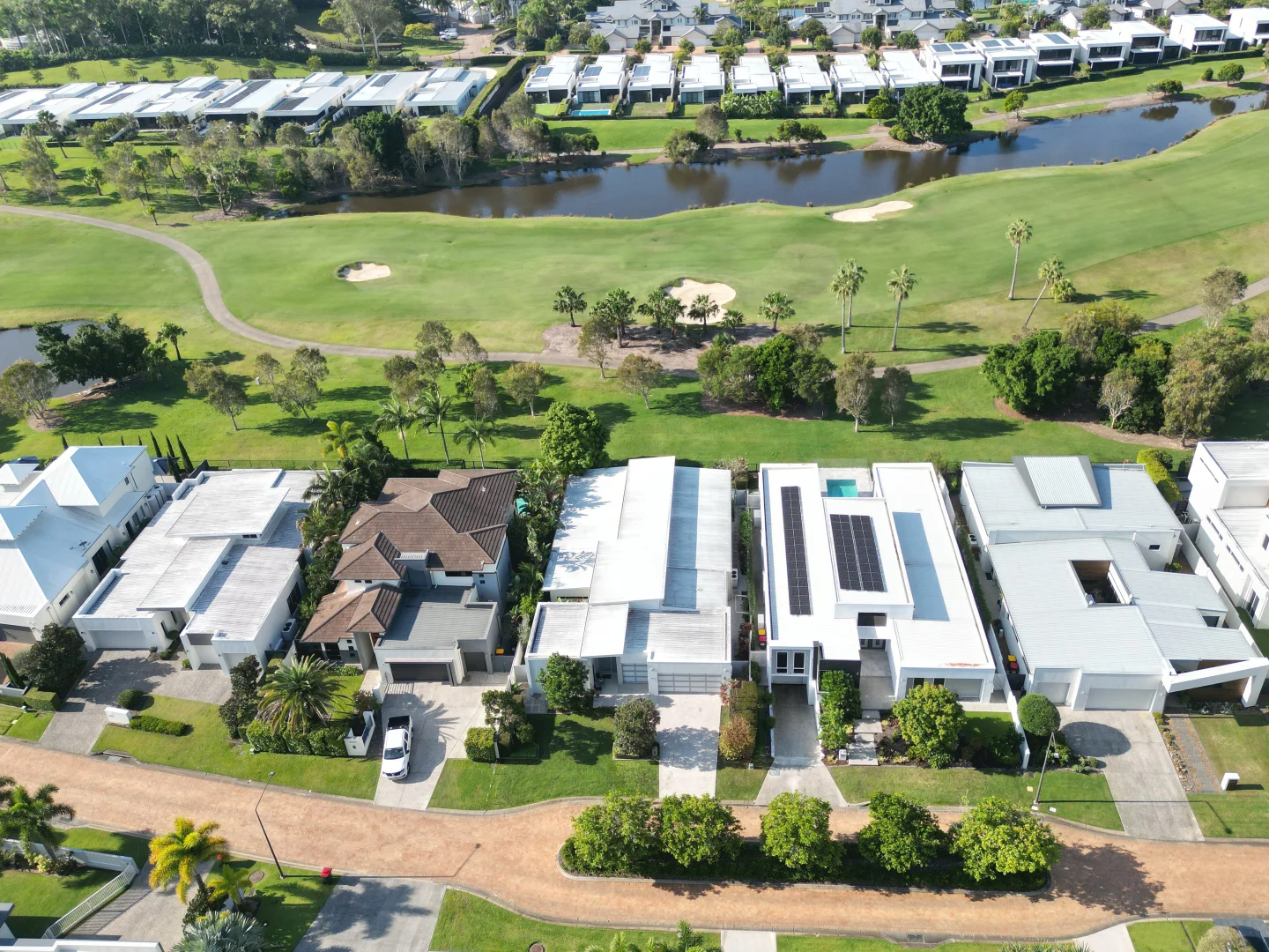 Additional image 33 of 2272 Banksia Lakes Drive, Sanctuary Cove QLD 4212