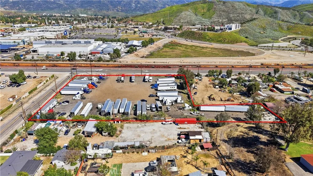 Additional image 26 of 2035 W 1st Ave, San Bernardino, CA 92407