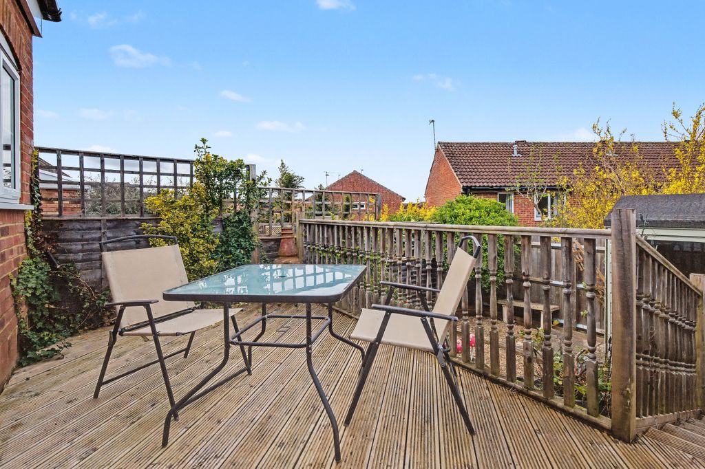 Additional image 11 of 1 bed terraced bungalow for saleOrchard Close, Thame OX9
