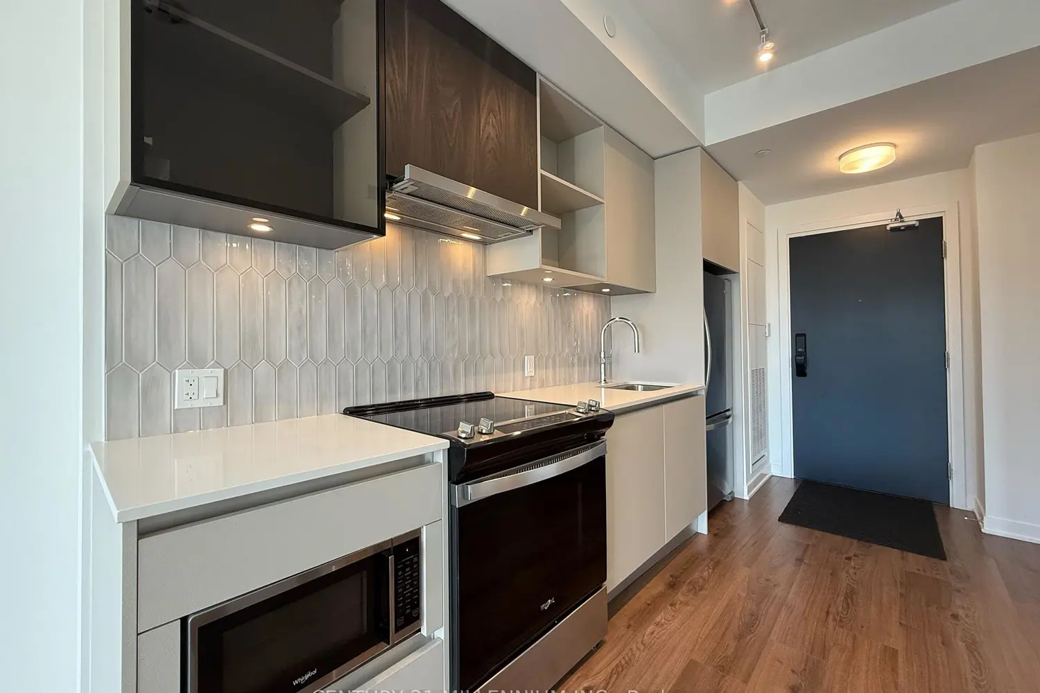 Additional image 2 of 405 Dundas Street 810
