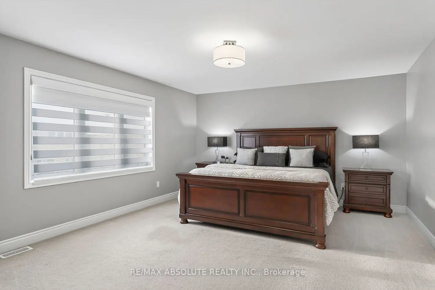 Additional image 12 of 1008 Manege Street