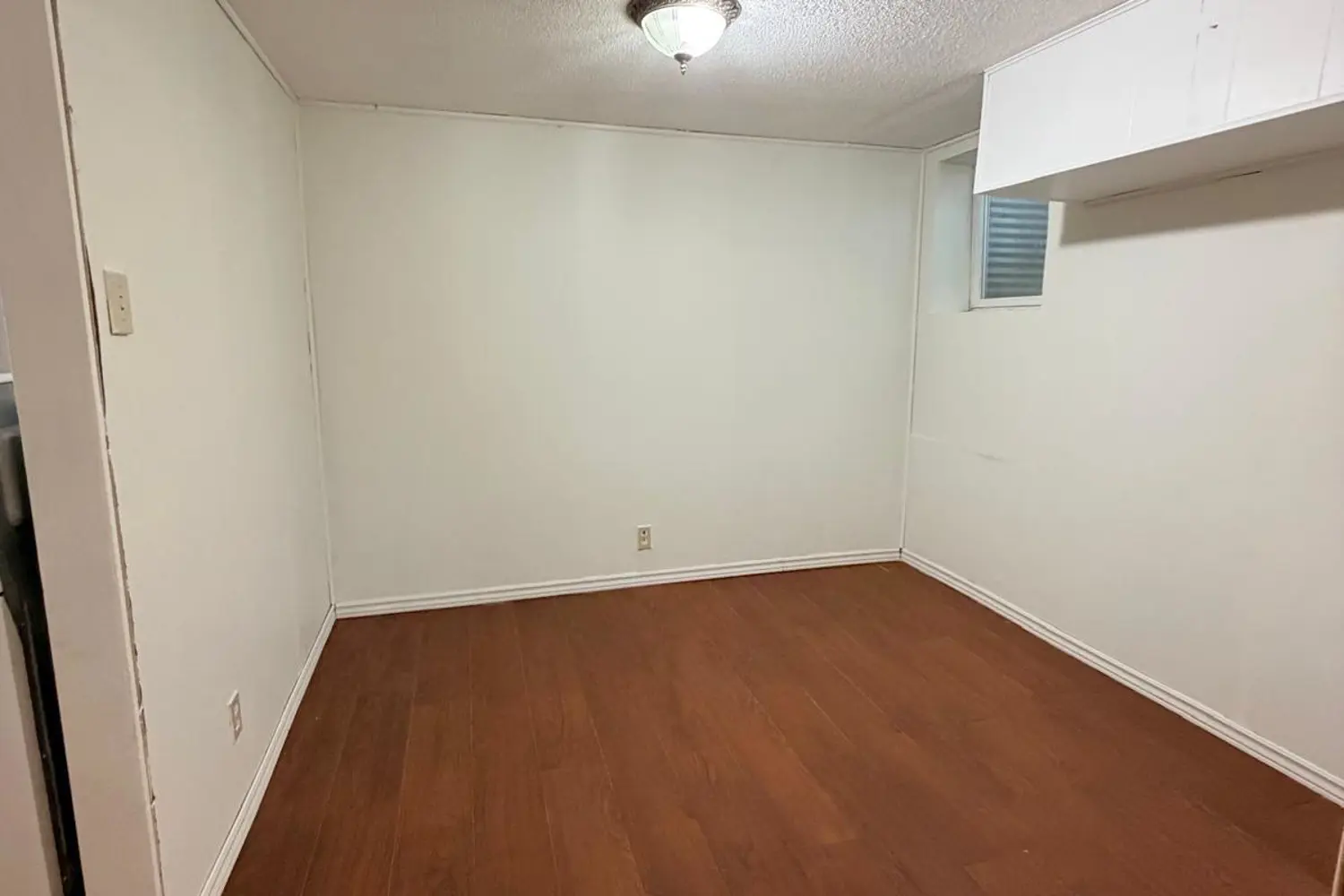 Additional image 9 of 1391 Fenelon Crescent