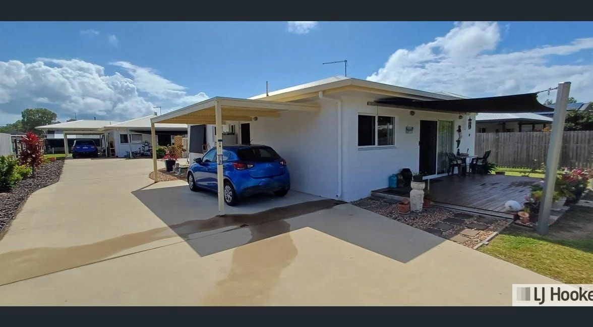 7 AMANDA CRESCENT, Tully Heads QLD 4854