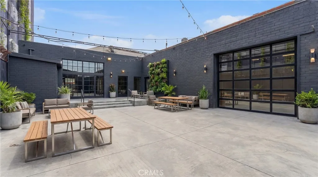 Additional image 55 of 2124 Violet St, Los Angeles, CA 90021