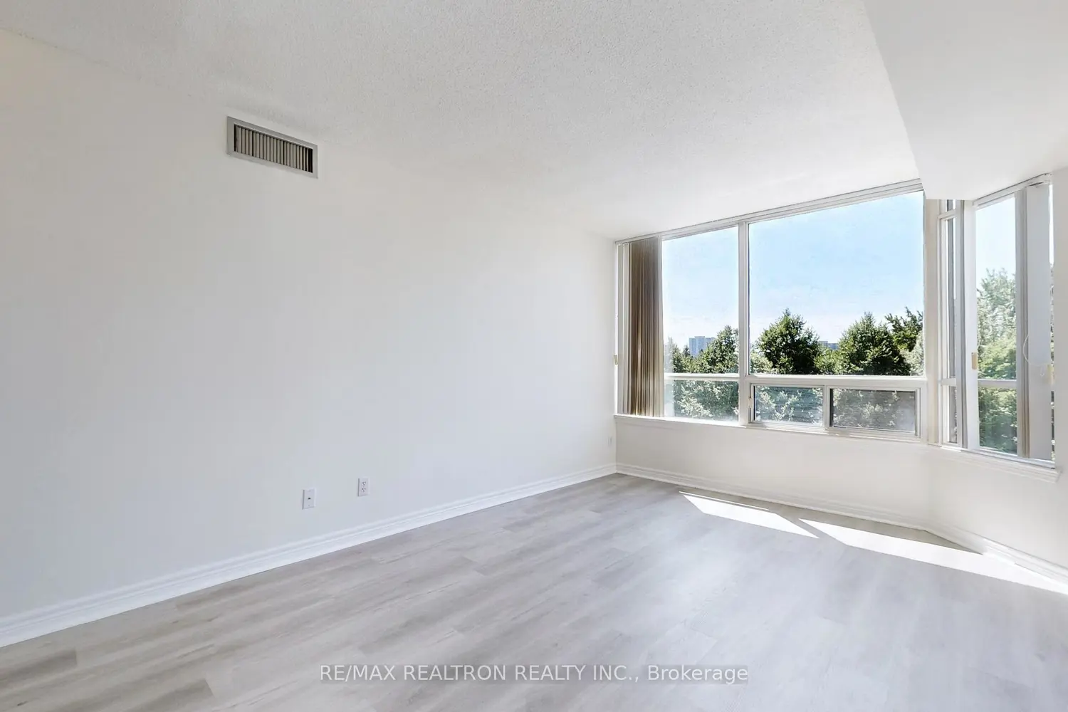 Additional image 7 of 1131 Steeles Avenue 407