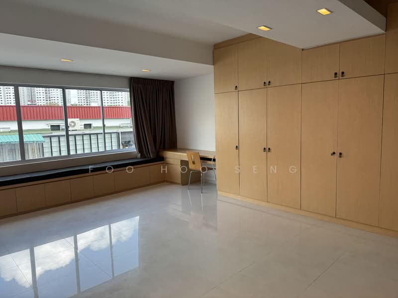 Additional image 2 of 82 Tiong Poh Road