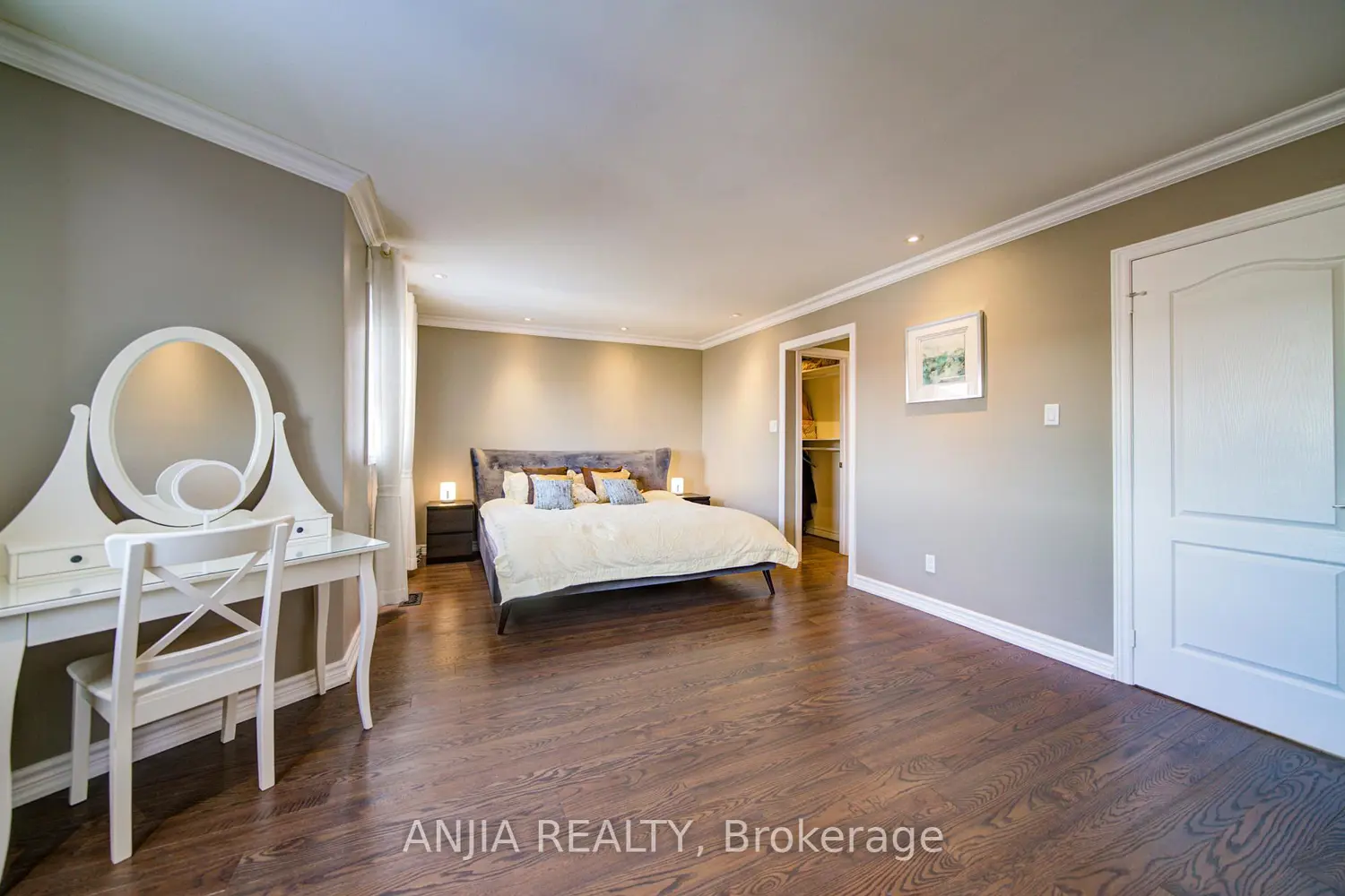 Additional image 7 of 3435 Grand Park Drive