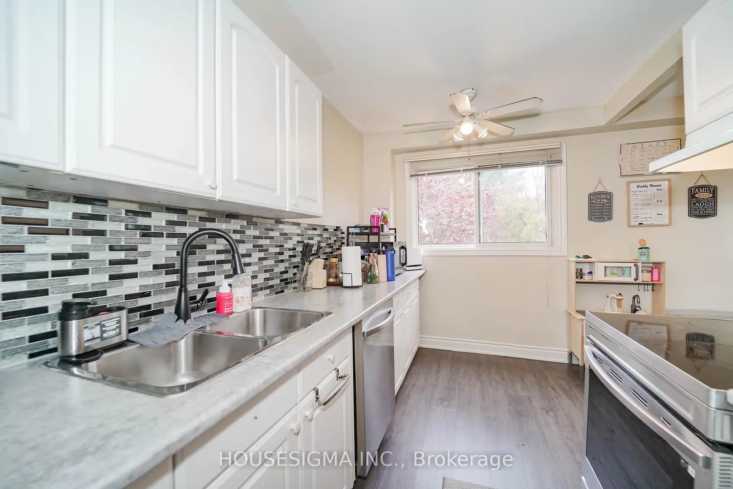 Additional image 12 of 321 Blackthorn Street 31