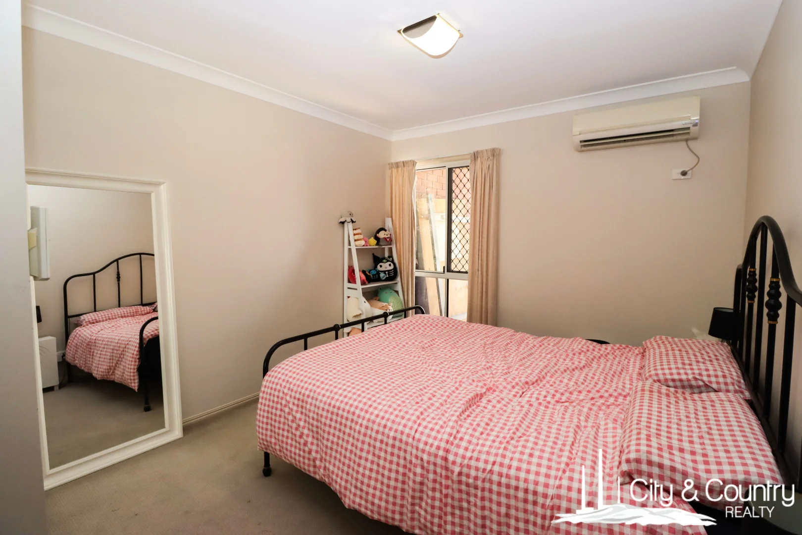 Additional image 5 of Unit 2/195 Miles Street, Mount Isa QLD 4825