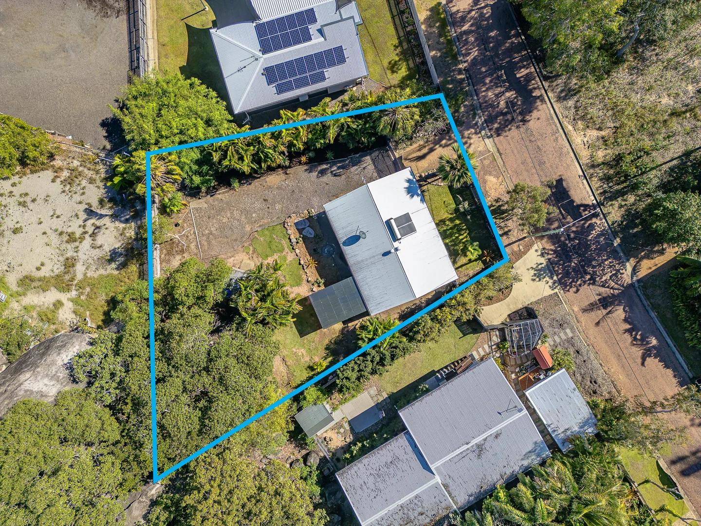 Additional image 11 of 17 Boulder Court, Nelly Bay QLD 4819