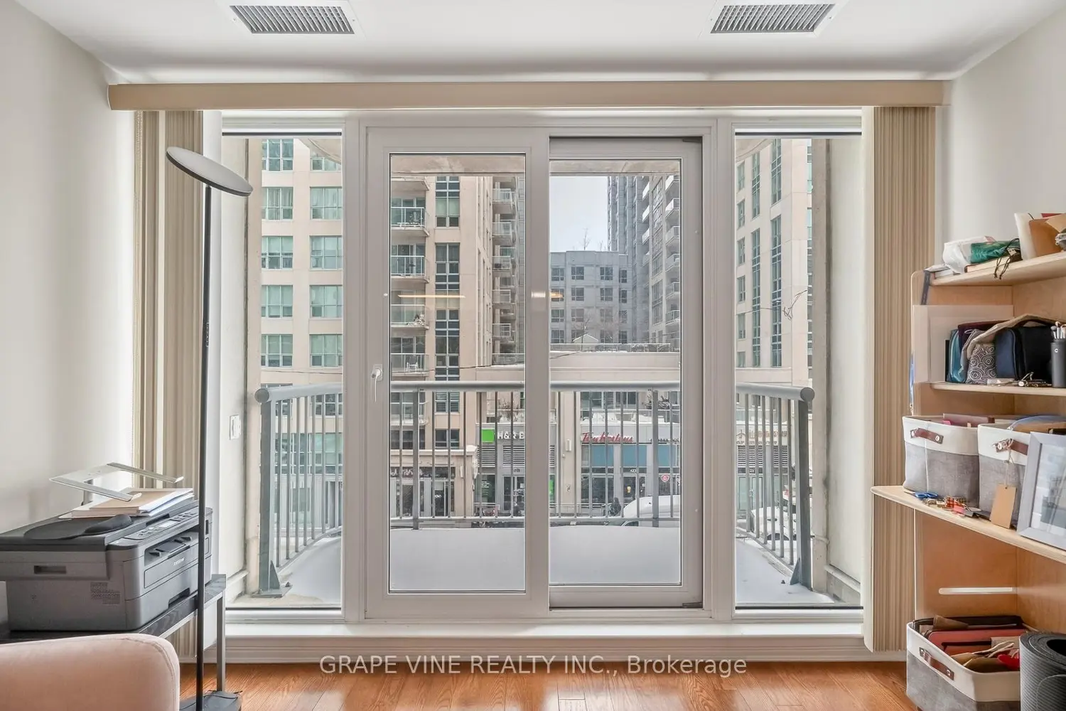 Additional image 16 of 234 Rideau Street 304