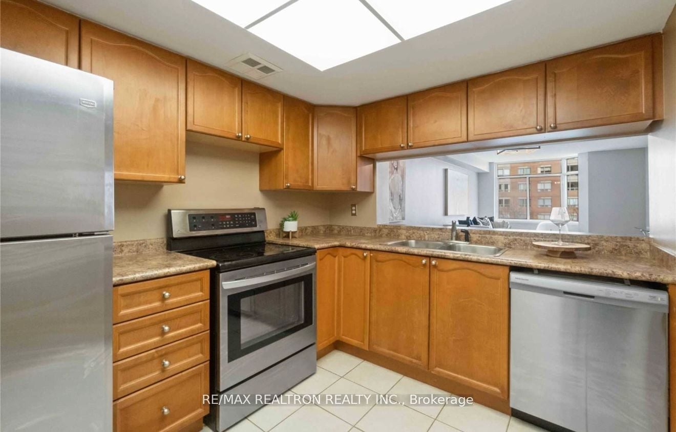 Additional image 6 of 504-300 Webb Drive, Mississauga, ON, L5B 3W3