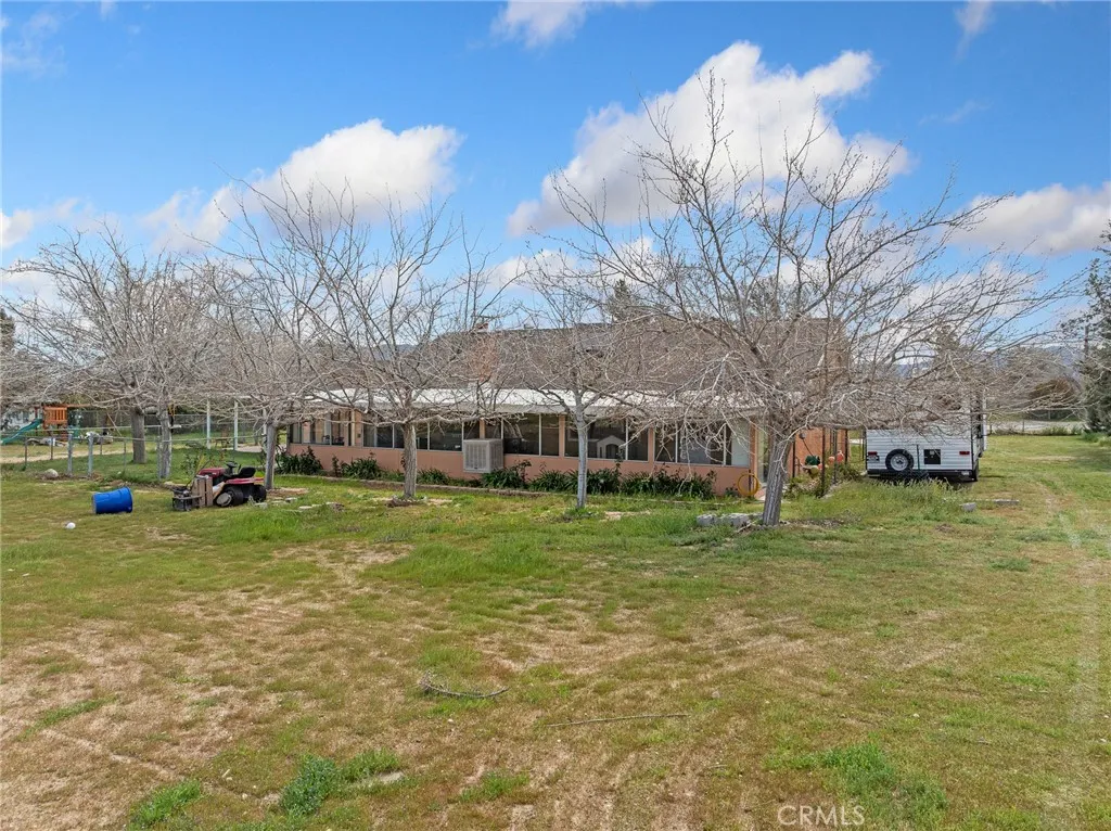 Additional image 47 of 17740 Linden St, Hesperia, CA 92345