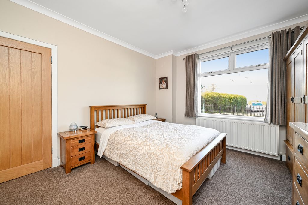 Additional image 8 of 3 bed flat for sale36 Hunter Terrace, Loanhead EH20