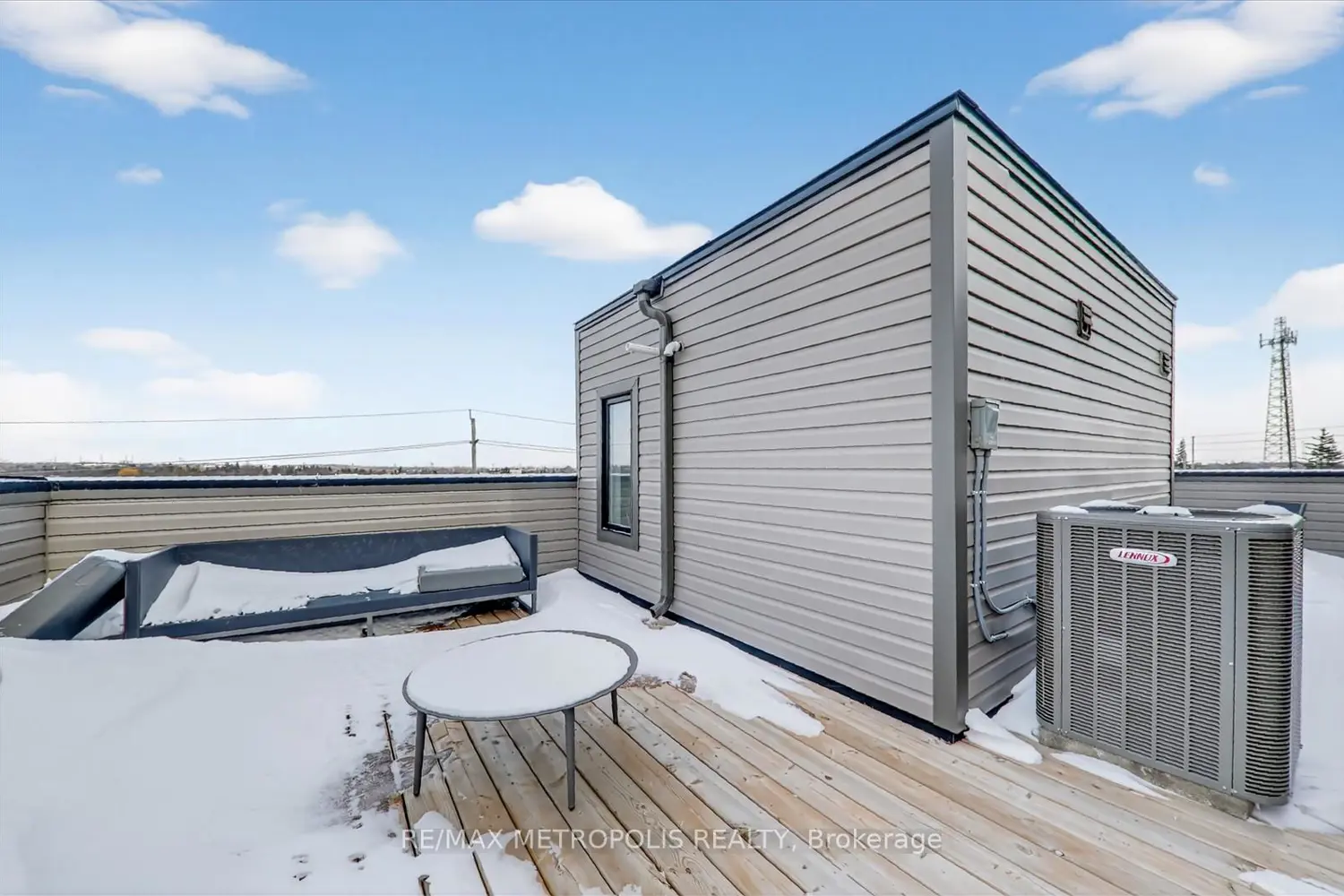 Additional image 18 of 1865 Pickering Parkway 301