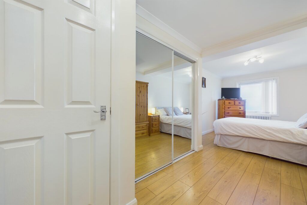 Additional image 13 of 3 bed flat for saleFlat A, 71 Victoria Road, Gourock PA19