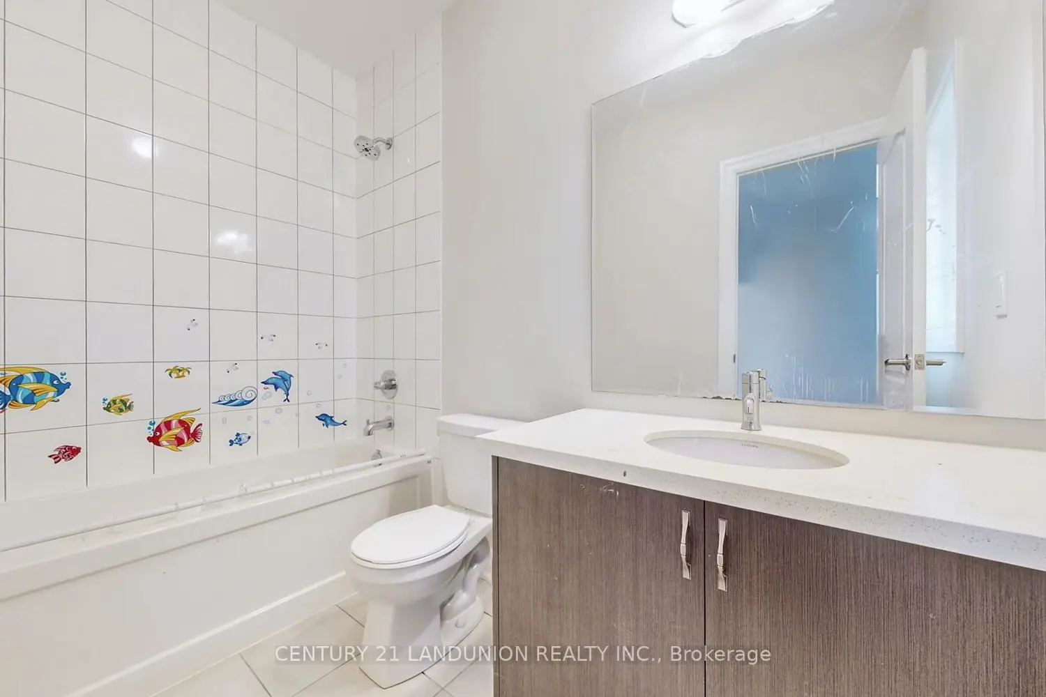 Additional image 15 of 234 Touch Gold Crescent