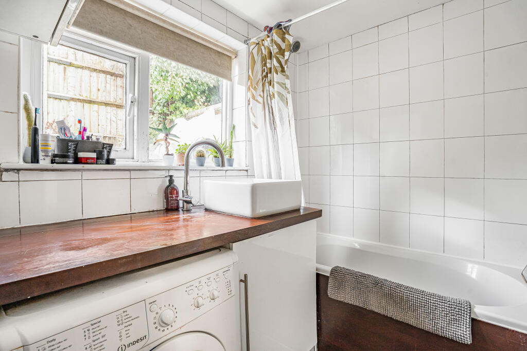 Additional image 11 of Sopwell Lane, St. Albans, Hertfordshire