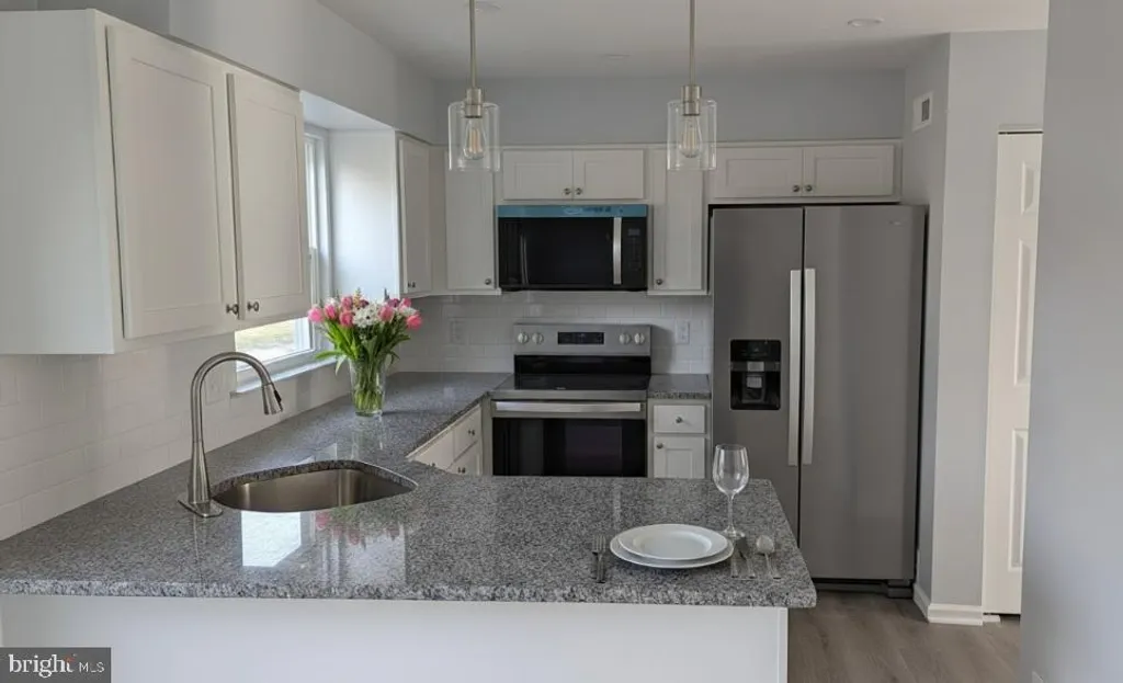 Additional image 3 of 3 Warren Place, Newark, DE 19702