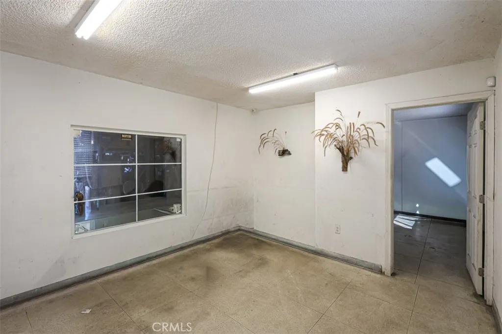 Additional image 8 of 444 Oak Street, San Bernardino, CA 92401