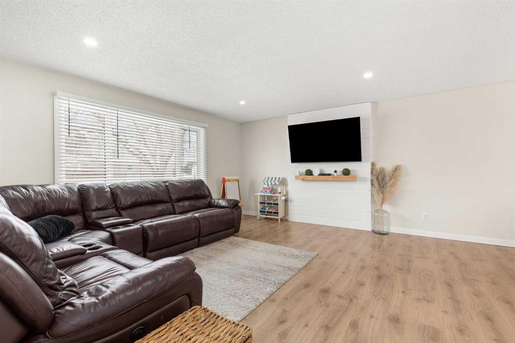 Additional image 6 of 888 20 Street NE, Medicine Hat, AB, T1C 1M4