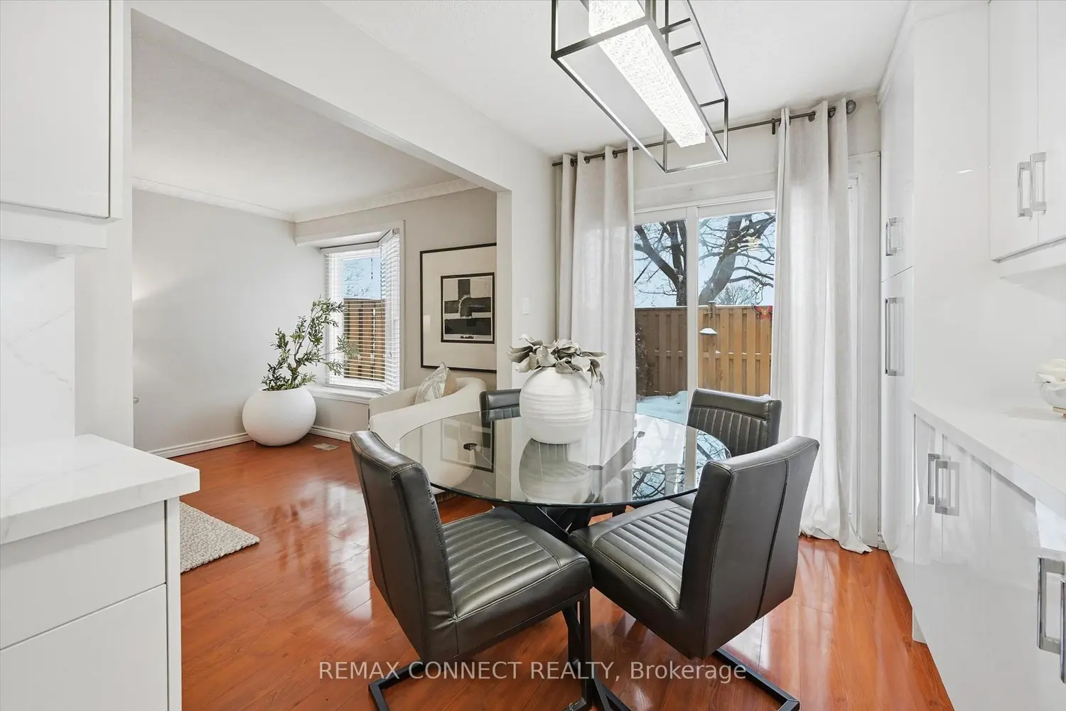 Additional image 7 of 2185 Fairchild Boulevard 23