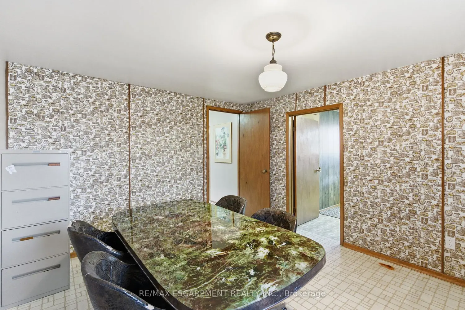 Additional image 11 of 1235 Barton Street