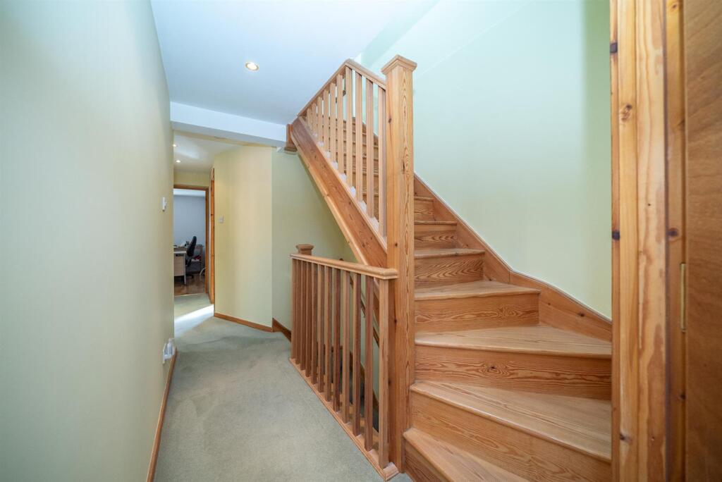 Additional image 18 of Howard Close, St. Albans