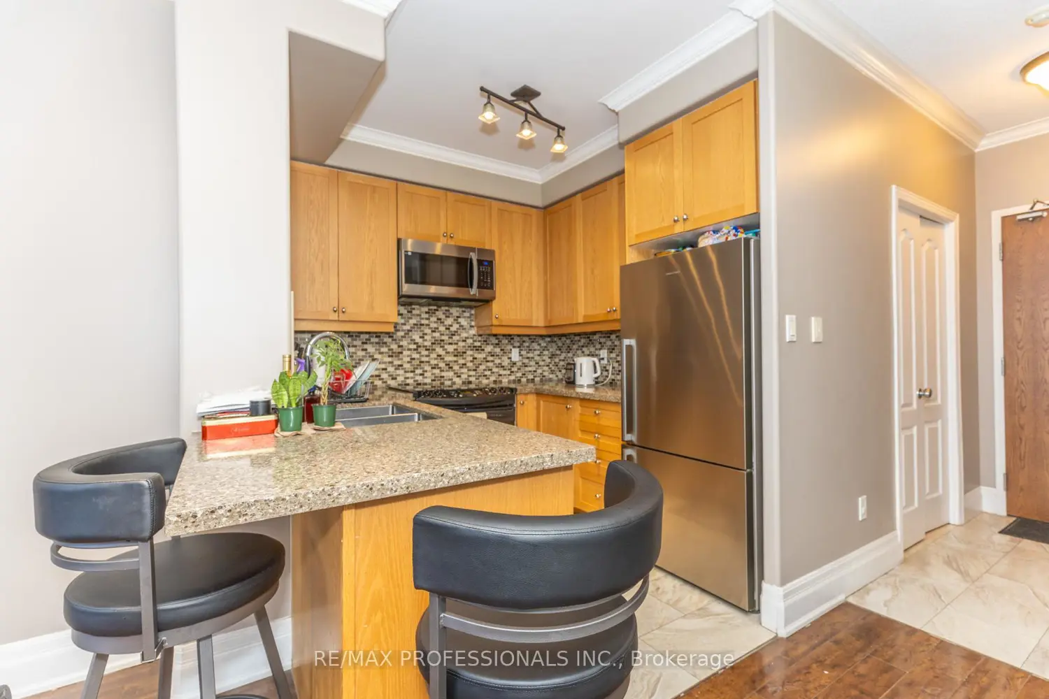 Additional image 15 of 2772 Keele Street 1004