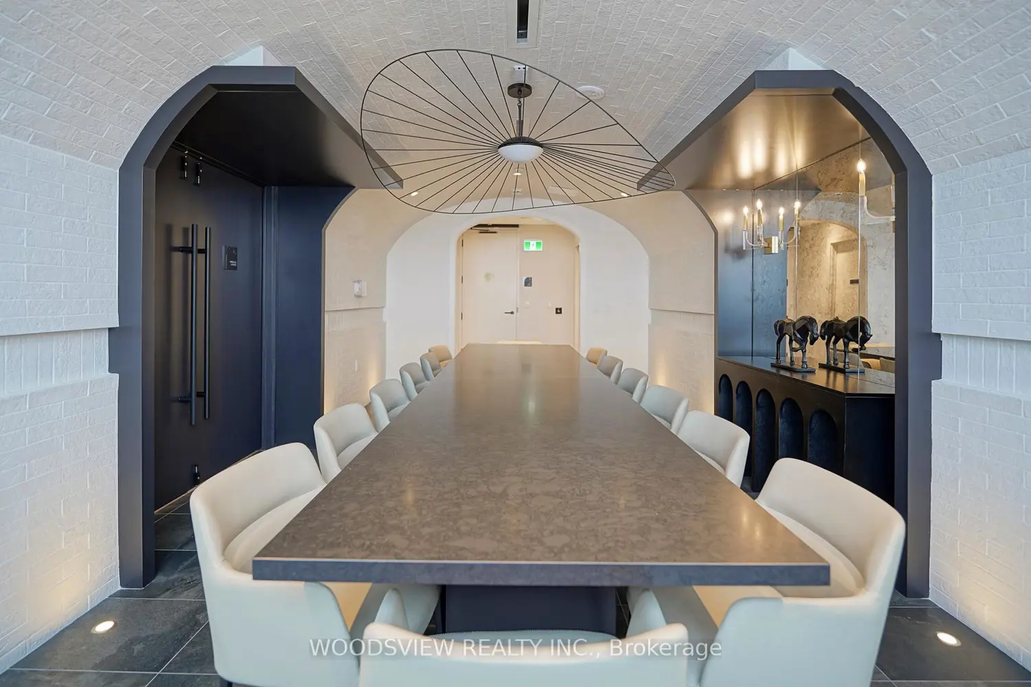 Additional image 13 of 2075 King Road 533