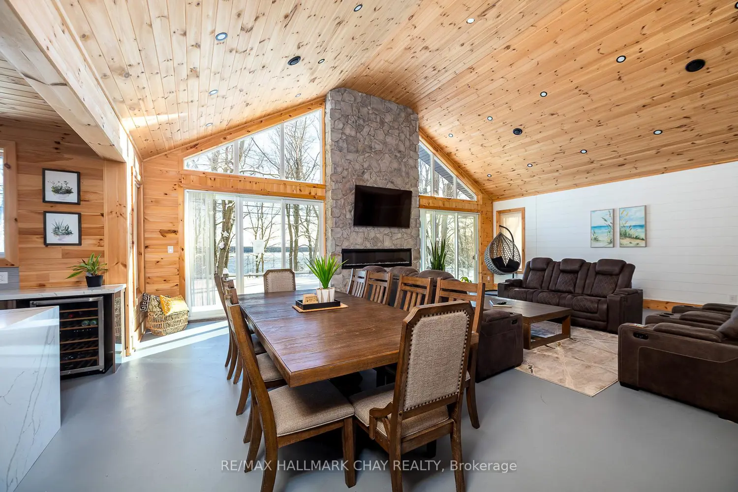 27 Whippoorwill Road photo 4