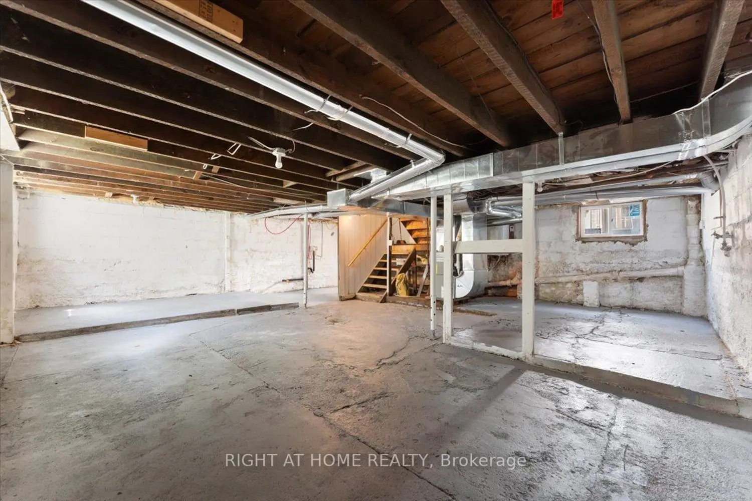 Additional image 17 of 6372 Maitland Avenue