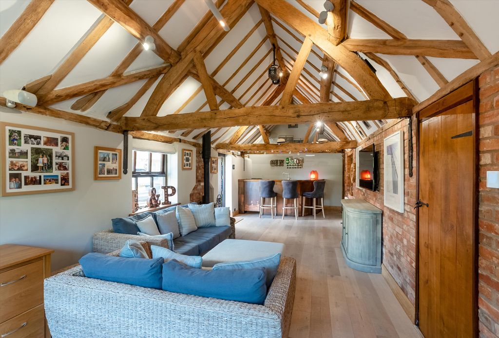 Additional image 34 of 5 bed detached house for saleOld Warwick Road, Rowington, Warwickshire CV35