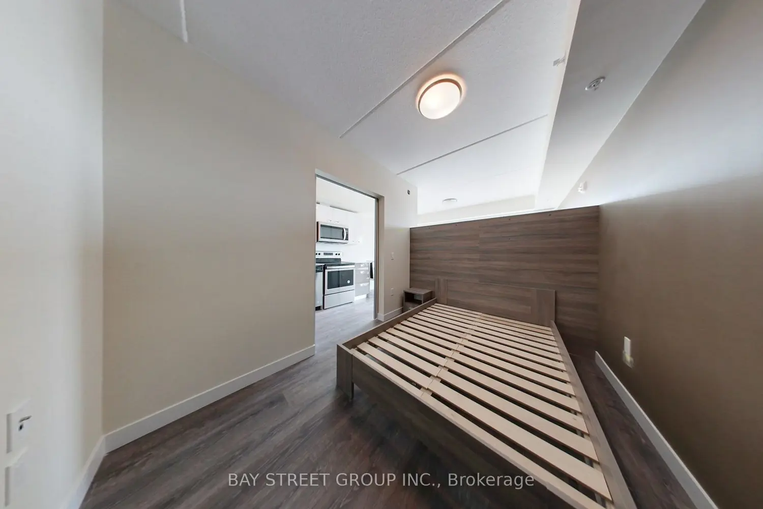 Additional image 3 of 257 Hemlock Street 305