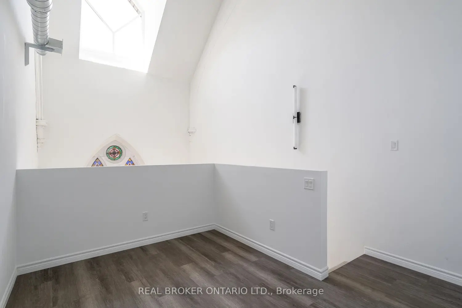 Additional image 18 of 16 West Avenue