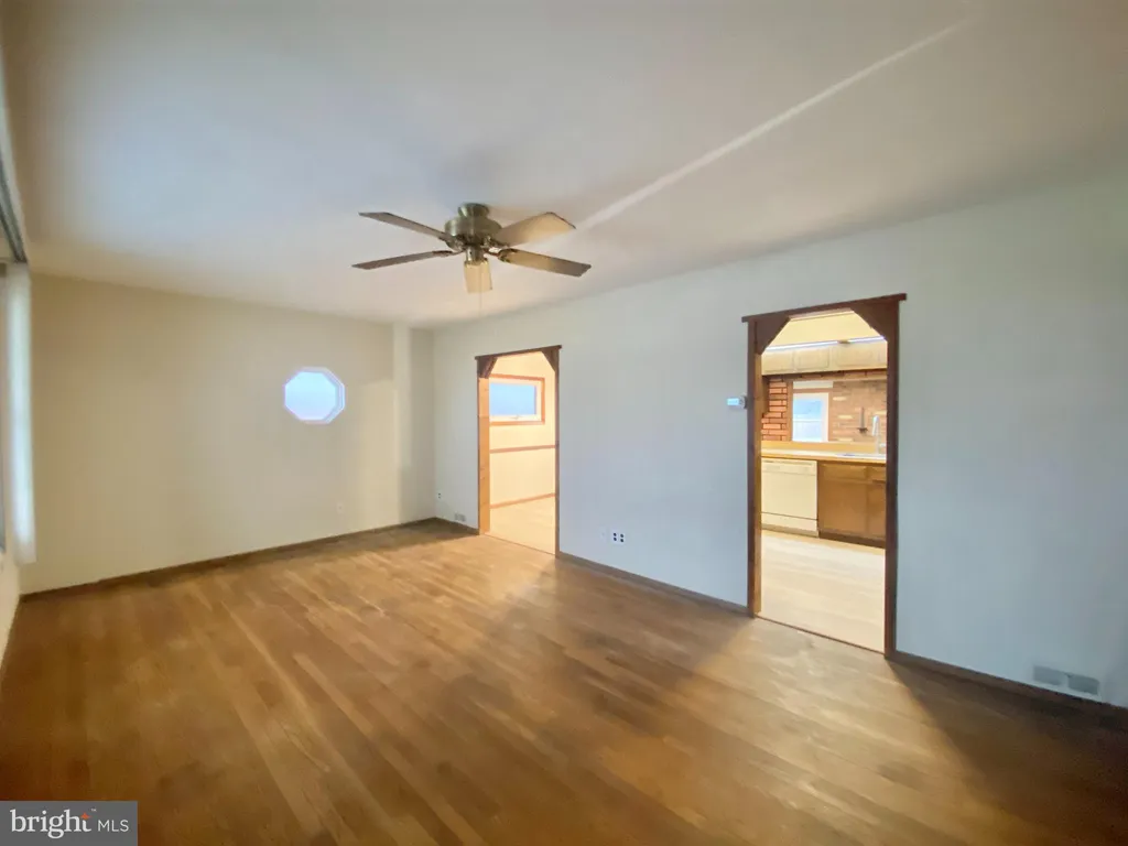 Additional image 4 of 19 Merriman Road, Newark, DE 19713