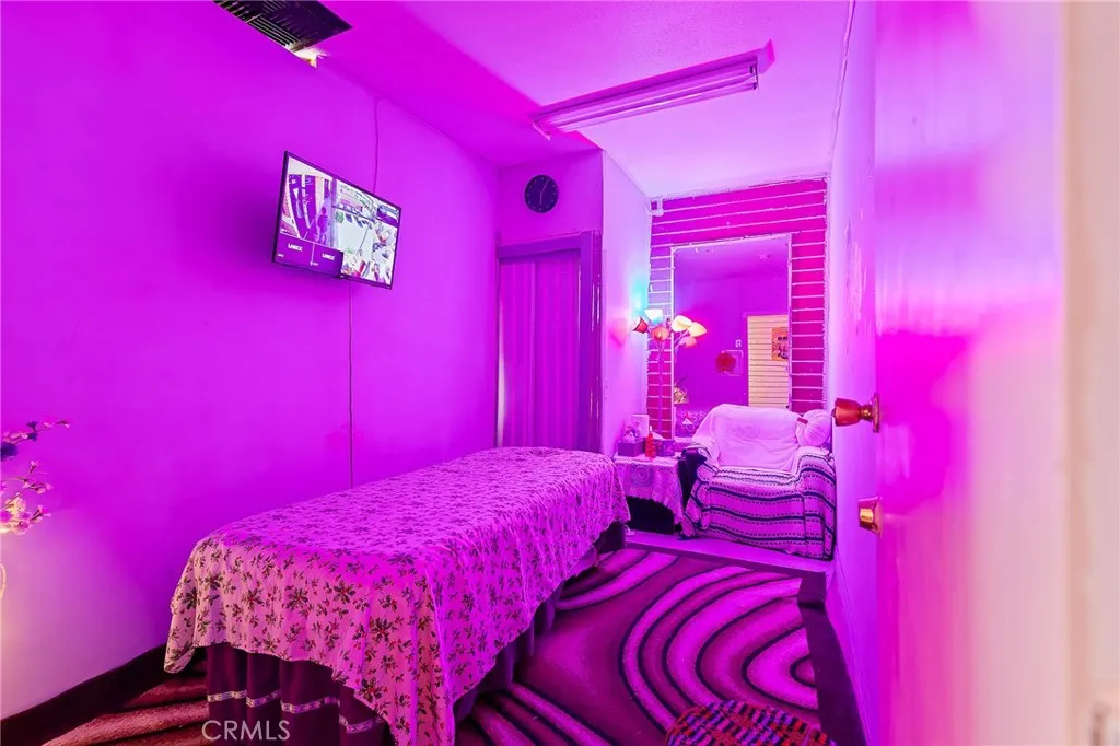 Additional image 75 of 2010 W Lincoln Avenue, Anaheim, CA 92804