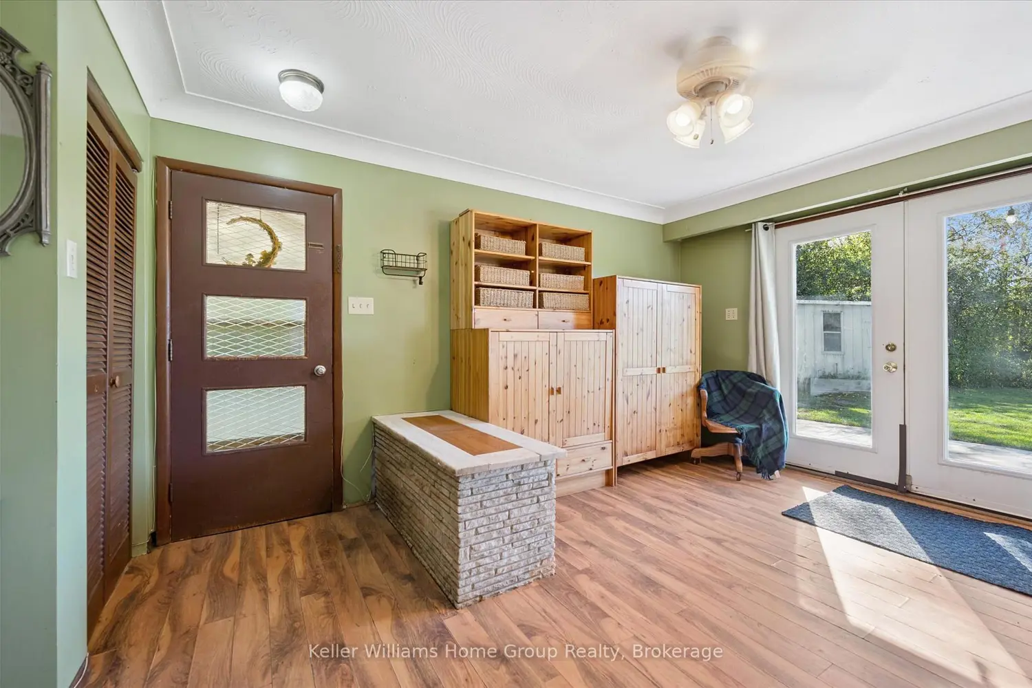 Additional image 2 of 568 Black Street